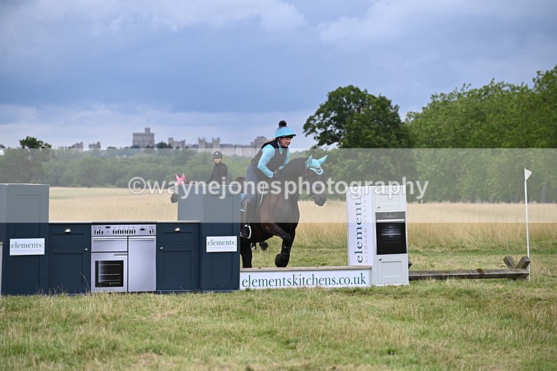 WJ6_3120 - Time at Jump 11:06 to 11:40