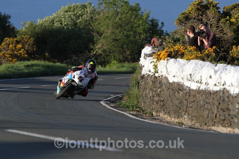 Bruce Anstey Honda / Valvoline Racing by Padgetts Motoc - Monday Practice Solos