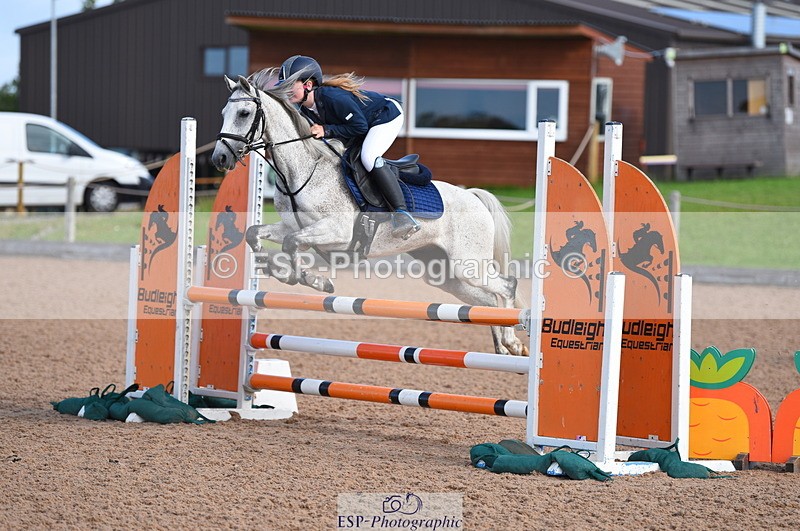 230716A-091500-01865 - Cls 32 Stepping Stones 128cm & 138cm