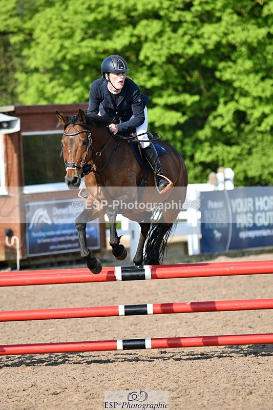 240512A-084749-16969 - Cls 39 British Novice and 90cm Open