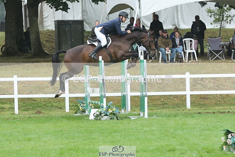 250830A-144954-07129 - Cls 16 Snr Newcomers and 1.10m Open