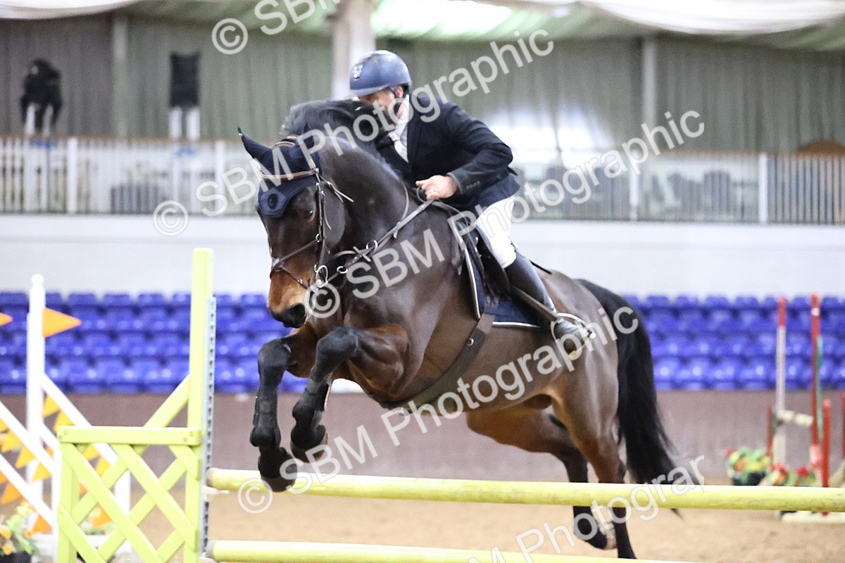 SBM_2111 - Class 8 - Nupafeed Supplements Senior Discovery/ 1m Open