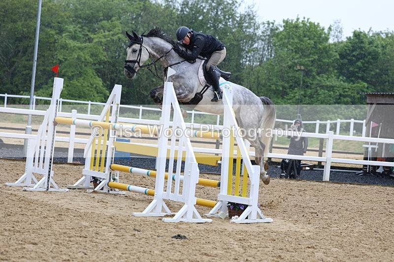3E7A7411 - Class 8: Senior Foxhunter/1.20 open