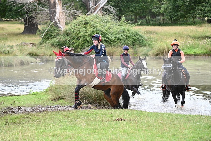 WJ7_4611 - Time at Water 13:26 to 13:59