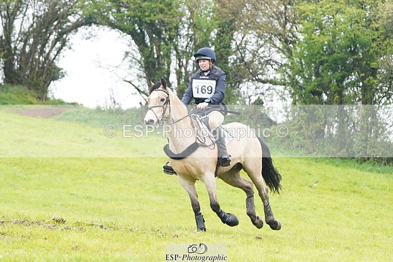 250418-145940-05363 - 169-Chloe.Dunn-TOWERHILL.SHAMIE