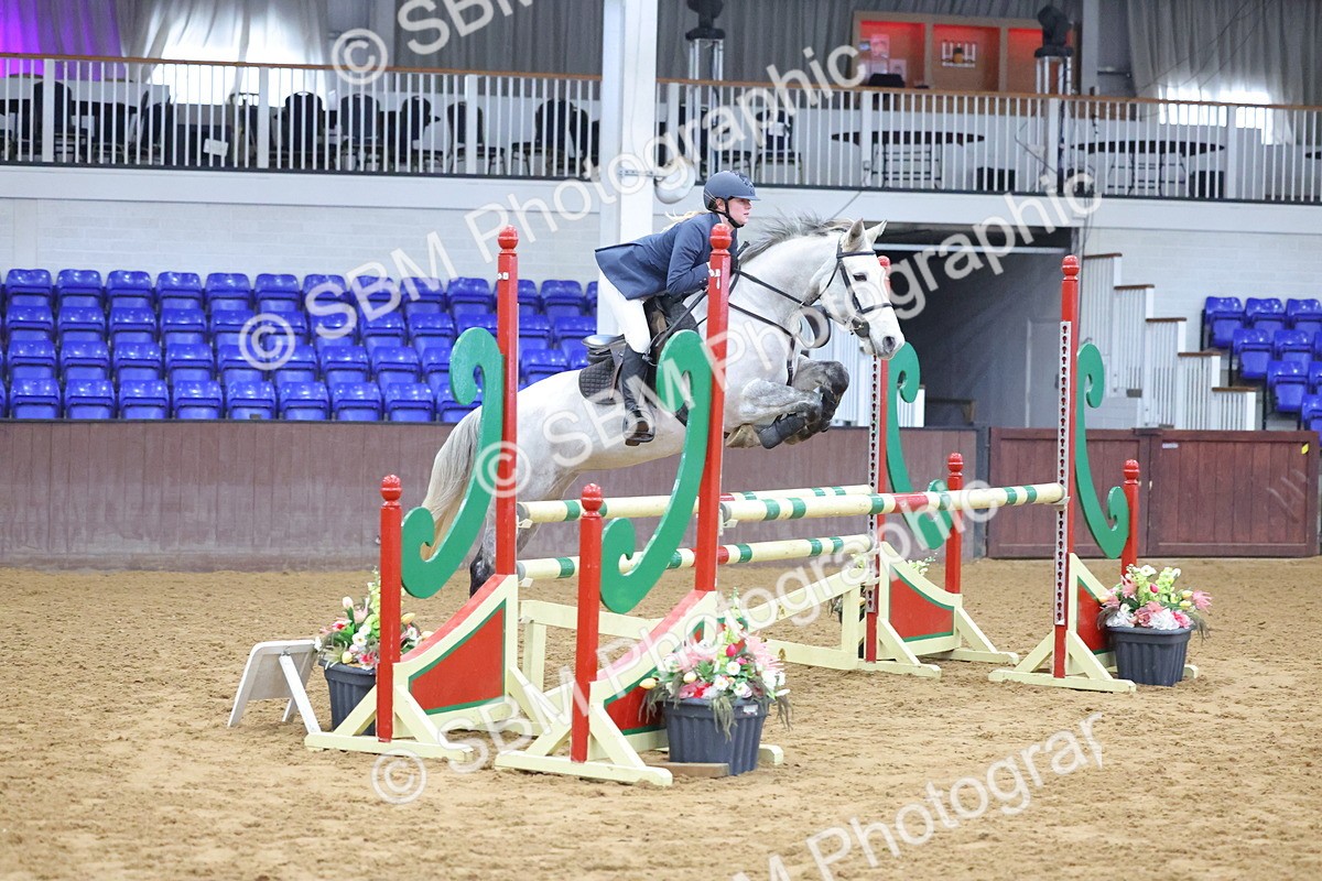 SBM_008382 - Class 21 - Nupafeed Supplements Senior Discovery/ 1m Open - First Round (1.00m)