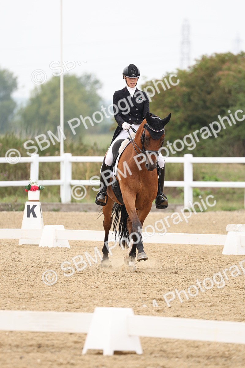 SBM_008048 - Class 10 - FEI INT I - 16.10-16.50