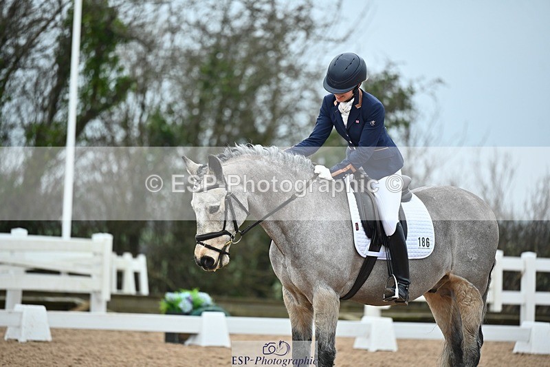 250214-103227-00818 - 186-Elizabeth.Allen-Tully.Mist