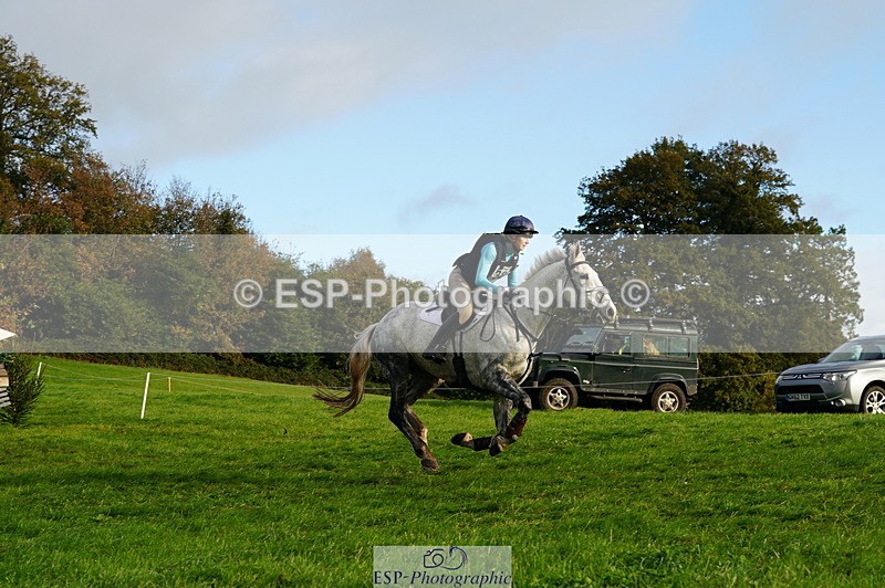 251025A-095708-16017 - D-329-Clementine.Montgomerie