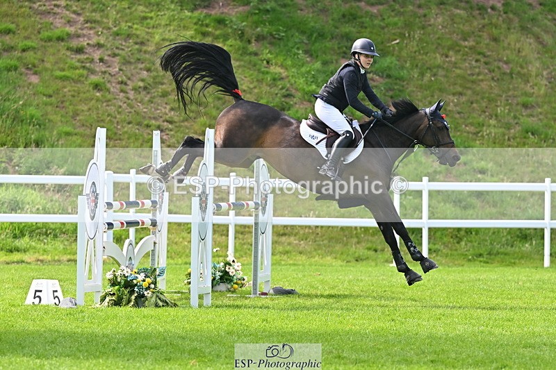 140626A-163749-00239 - Cld 46 Snr 1m 10 Grand Prix