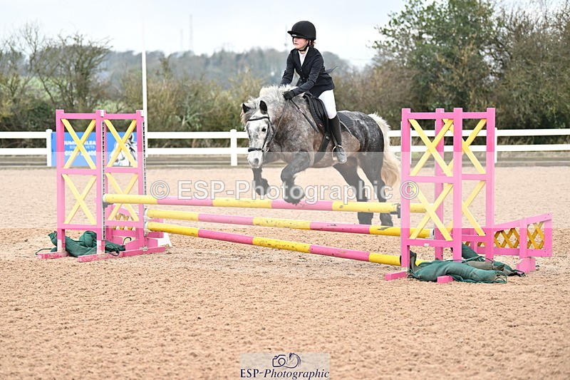 240309A-100527-00014 - Cls 1 Pony Intro 70cm