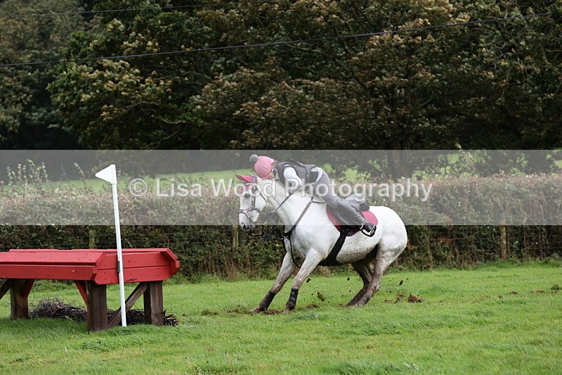 1X9A1971 - Class 6: 90cm + Red Table