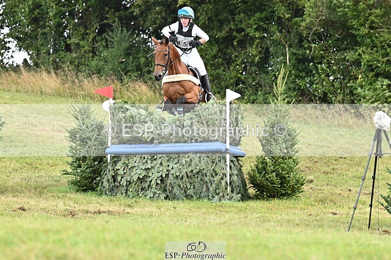250831-105441-07676 - J-459-Isobel.Thrasher