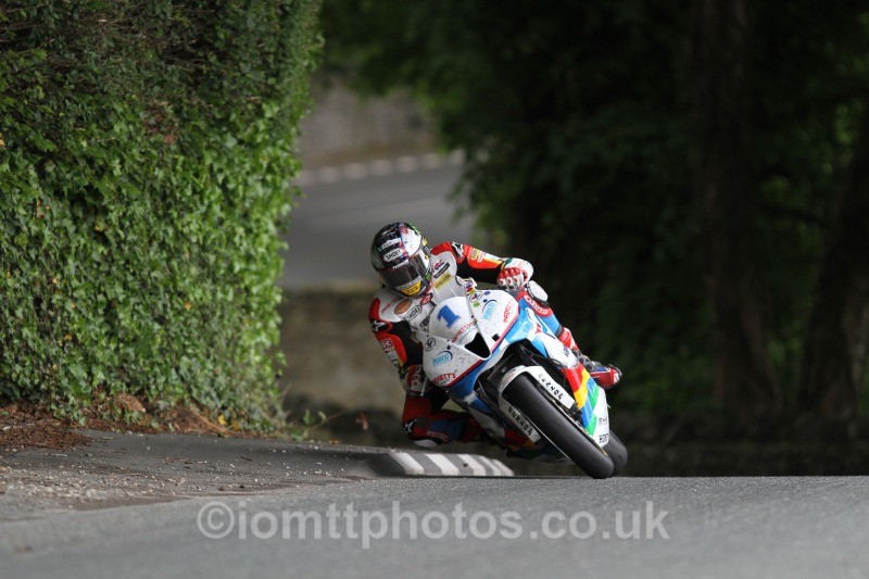 John McGuinness Honda / Valvoline Racing by Padgetts Motoc - Monster Energy Supersport Race 1