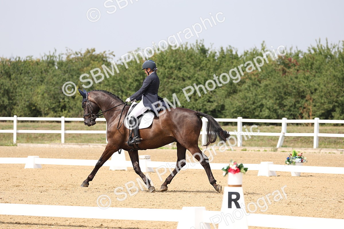 SBM_007285 - Class 9 - FEI INT I - 13.37-14.33