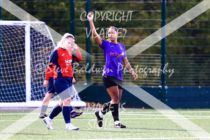 1DX30439 - 2025-10-05 FC Abbey Meads Ladies V Purton  Kingsdown FC Ladies