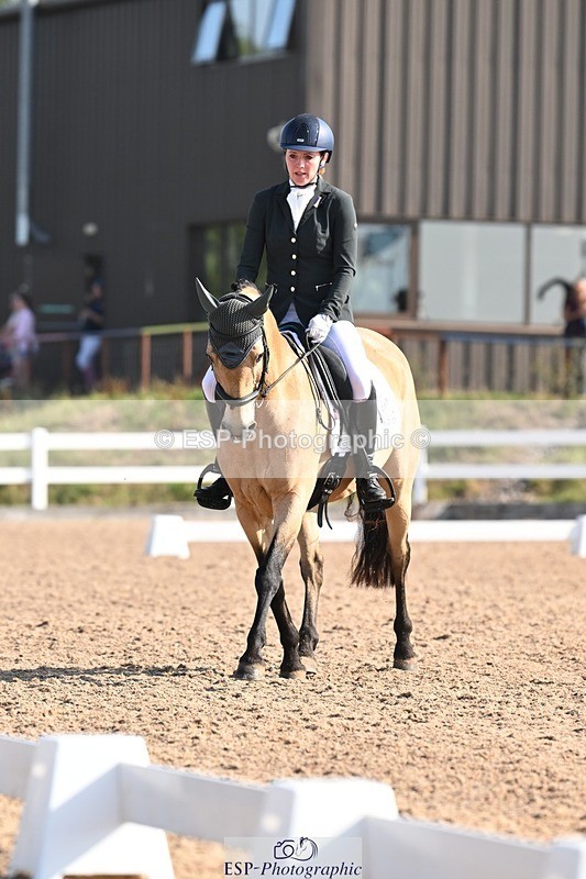 250816-094711-02975 - 065-Nicky.TurriffMyshall.Robby