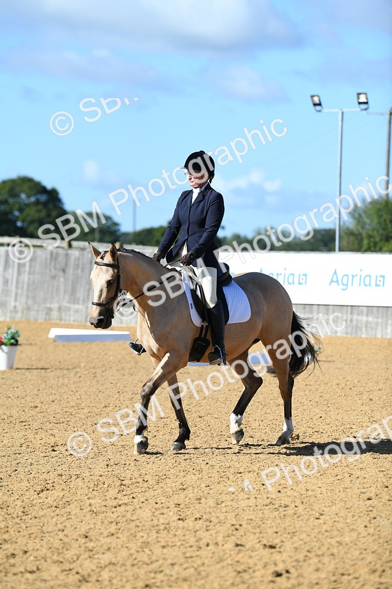 SBM_02768 - D7 Small Tour Championship Prelim 1