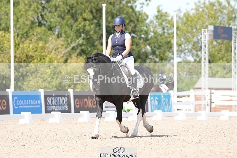 250817-135448-10528 - 169-Amber.HeywoodWalena.Rockocoko