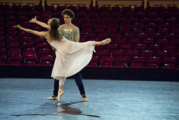  - Elena Glurdjidze and Arionel Vargas - Romeo and Juliet