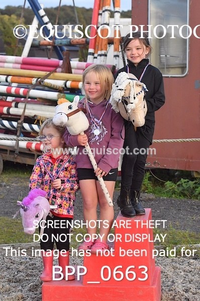 BPP_0663 - HOBBY HORSE SHOWJUMPING CLASSES