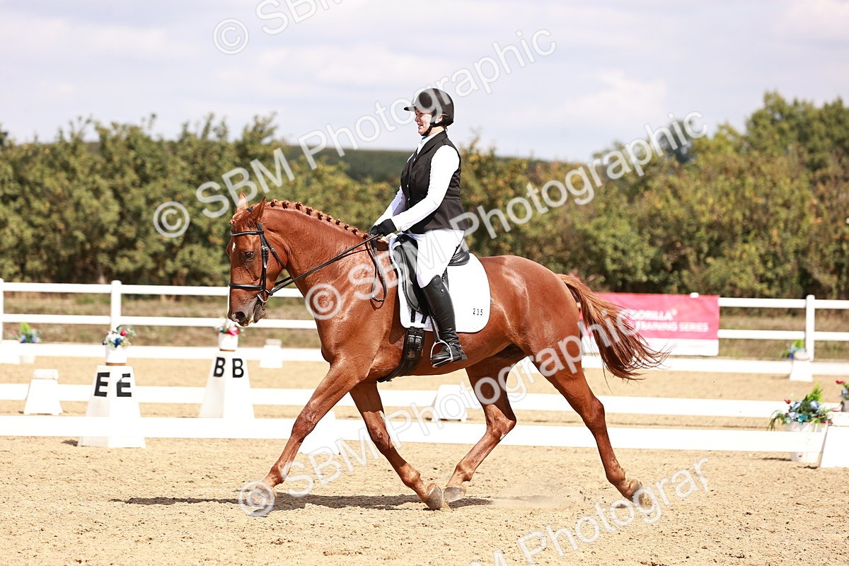 SBM_018496 - Class 17 - Novice 6