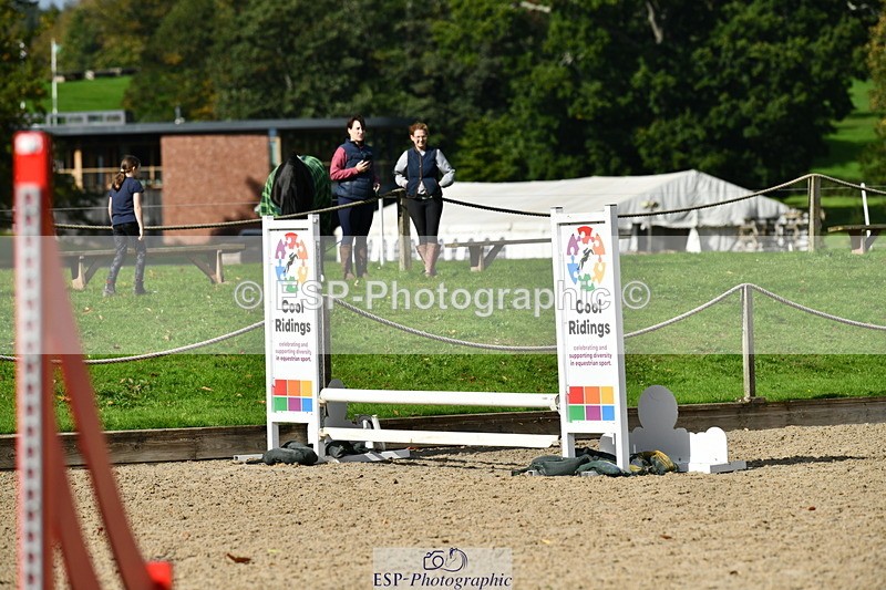 251004A-125056-01021 - Classes 6 & 7 60cm