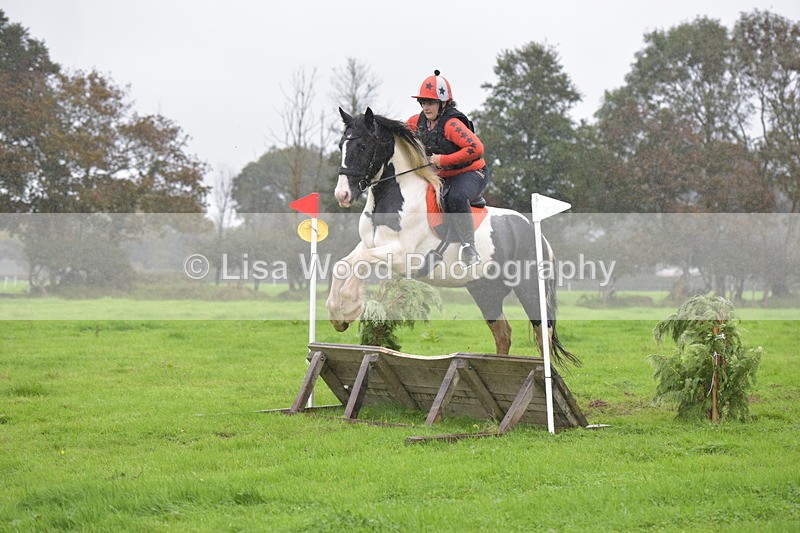 RAY_9436 - Class 1: 65cm: Ski Jump