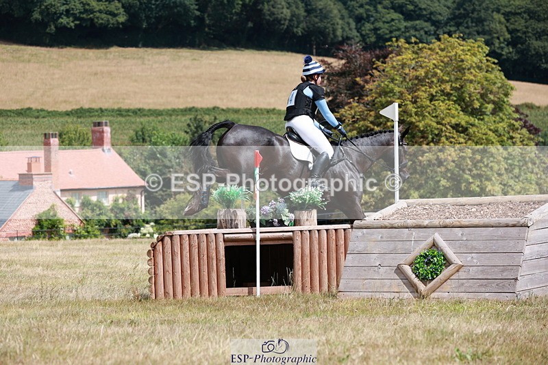 250802A-130351-04251 - A-034-Annastasia.Cross-KENNDALE