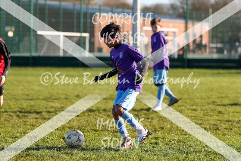 1DX20128 - 2025-11-23 FC Abbey Meads U13 Purple V Highworth Town Junior FC U13 T