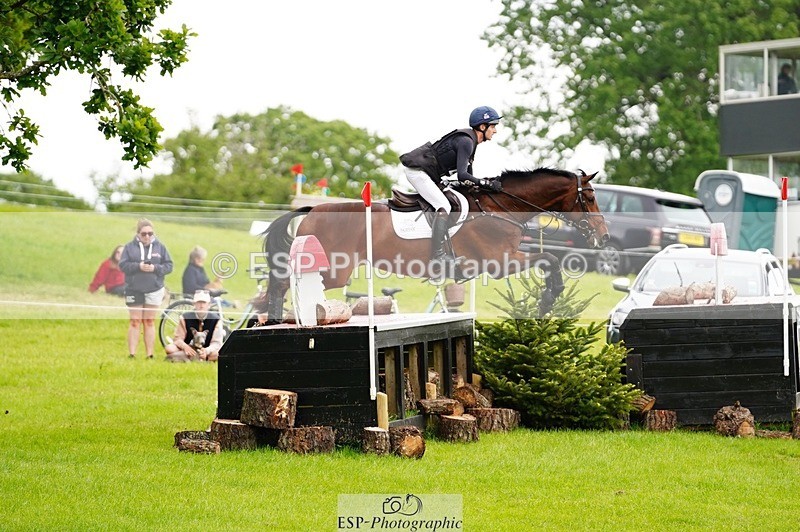 240525-164100-18837 - 262-MY_STAR_TURN-Tom_Jackson