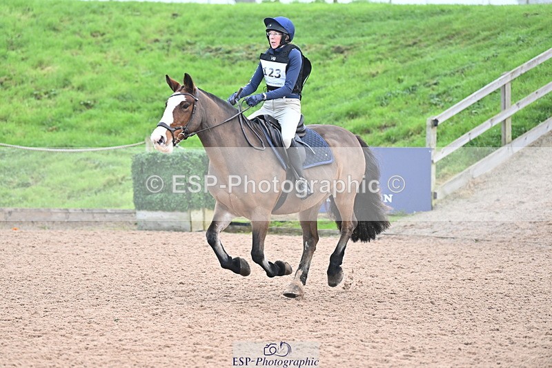 241110A-090333-00012 - 70cm