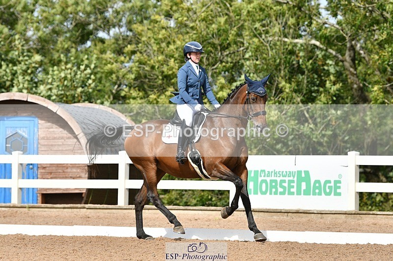 250906-124344-02783 - 087-Lauren.LanikSew.N.Sew