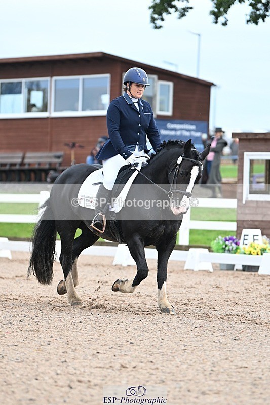 250907-112647-07209 - 018-Kathy.WhiteMilly.111