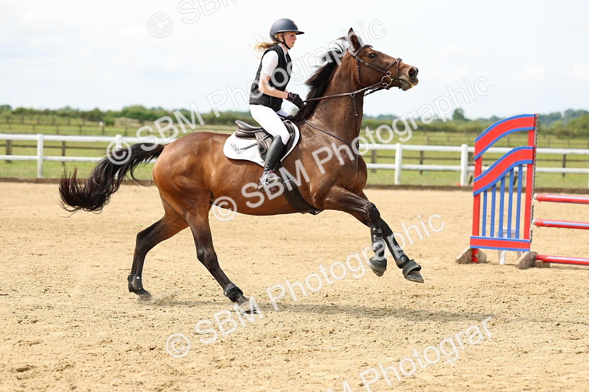 SBM_004625 - Class 16 - Senior British Novice - 90cm
