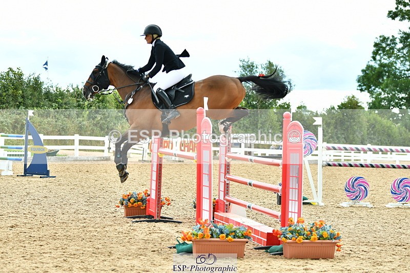 230721A-142256-06880 - Cls 22, 1 Star Gold 1.30m