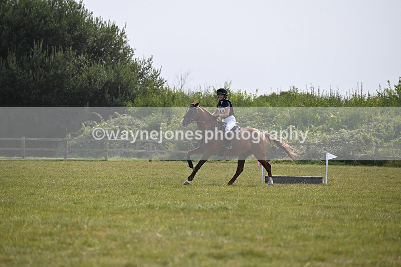 WJ6_2788 - 80cm XC Time 15:07 to 15:25