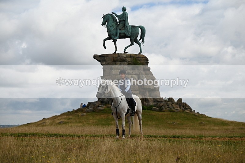 DSC_4129 - Time at Statue 09:50 to 11:09