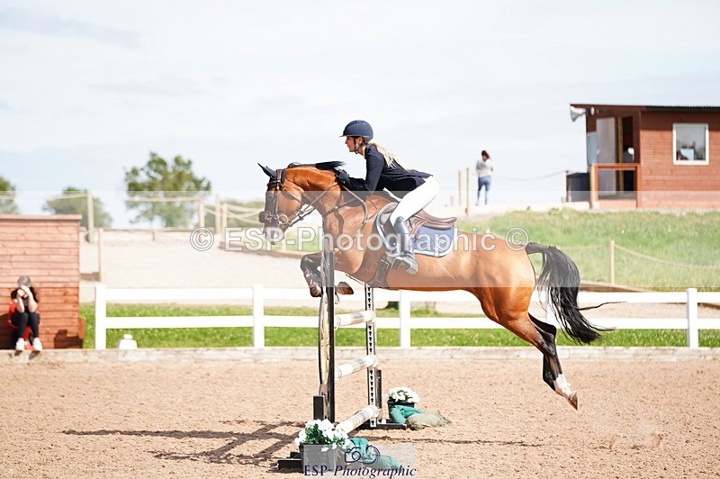 240803A-161134-09180 - Cls 40 Snr 1.15m Open