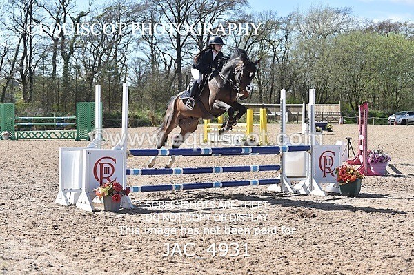 JAC_4931 - CLASS 13 SAT Senior BritiNovice/ 90cm Open