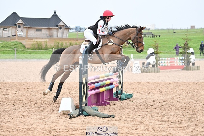 250118-133128-01223 - Cls 3A&B 90cm 13.20 to Coursewalk