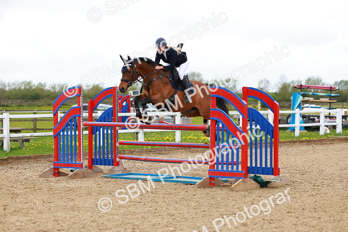 SBM_002399 - Class 10 - Senior Newcomers - 1.10m