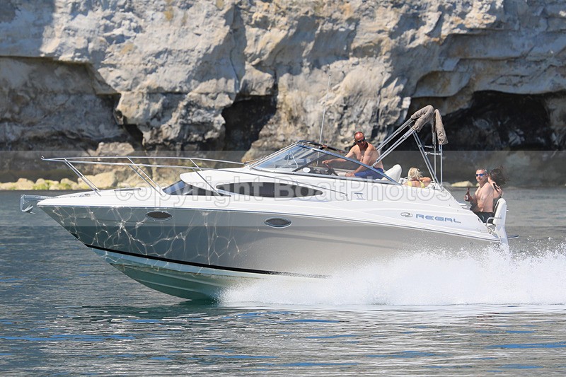 170618 HAVANA SAND - REGAL 1Y3A5091 - Motorboats - Open
