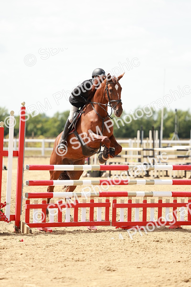 SBM_007683 - Class 3 - Senior Newcomers - 1.10m Open