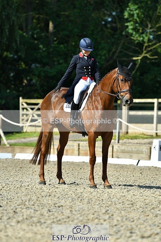 230525-090330-03677 - 401-BLING-Laura_Collett-DR