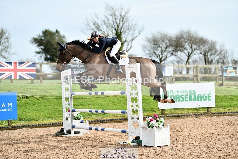 260313-131132-01735 - Cls 3 + 4 Snr Foxhunter and 1.20m Open