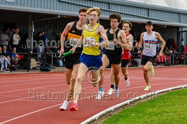 Relays25-917094 - Track Male Set One