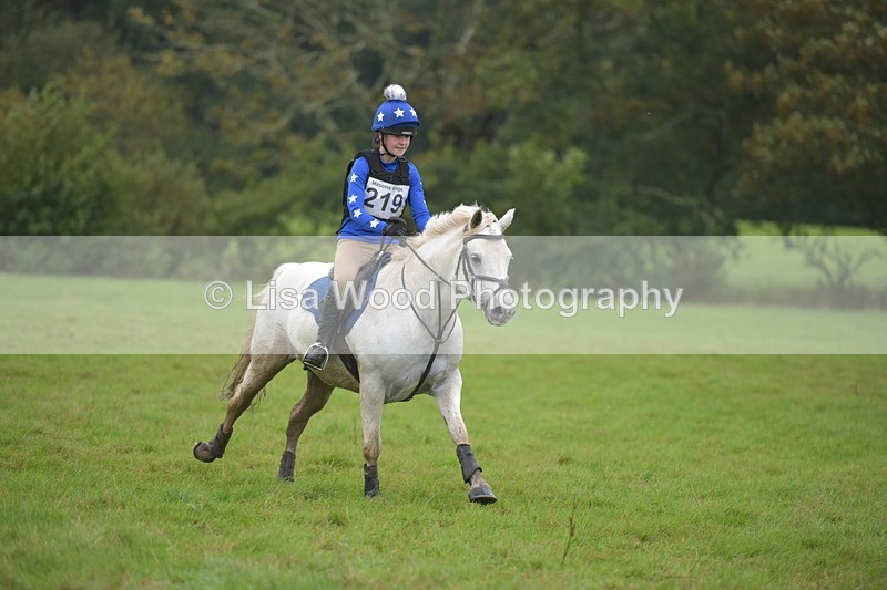 RAY_9841 - Class 2: 70cm: Corner