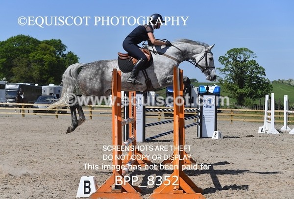 BPP_8352 - CLASS 6 Senior Newcomers/ 1.10m Open