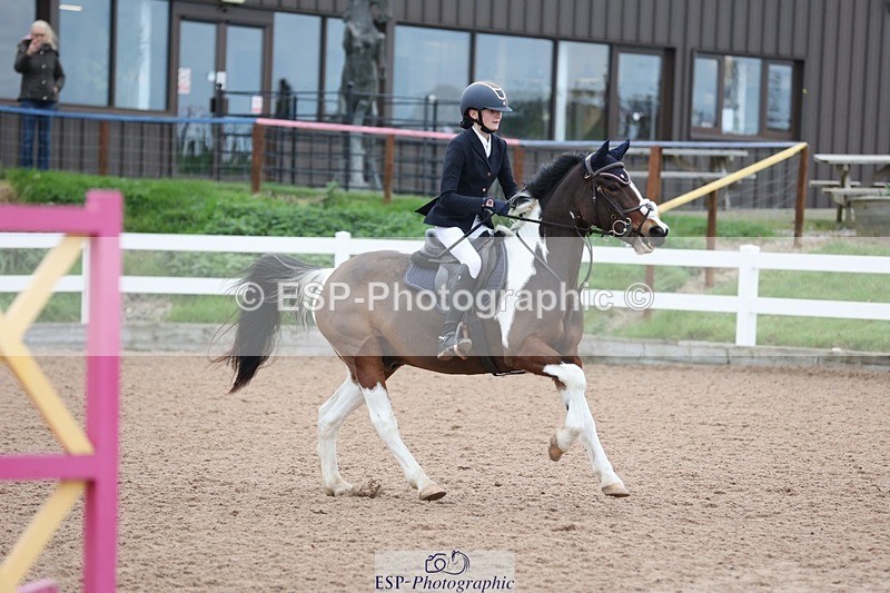 241116X-092118-00252 - Cls 05 Pony Intro 80